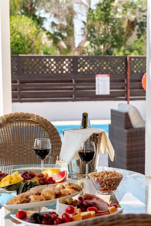 Villa Willow Mandali By Ezoria Villas Protaras Buitenkant foto